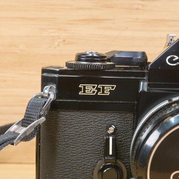 Vintage Canon EF 35mm Film Camera, with 50mm F1.8 FD Lens, Made in Japan - Picture 4 of 9